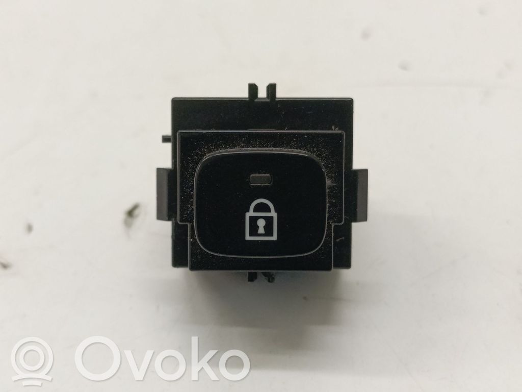 Polestar 2 Central locking switch button 