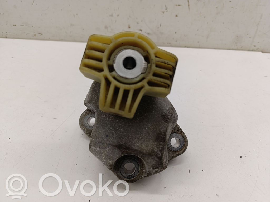 Engine mounting bracket   31686308