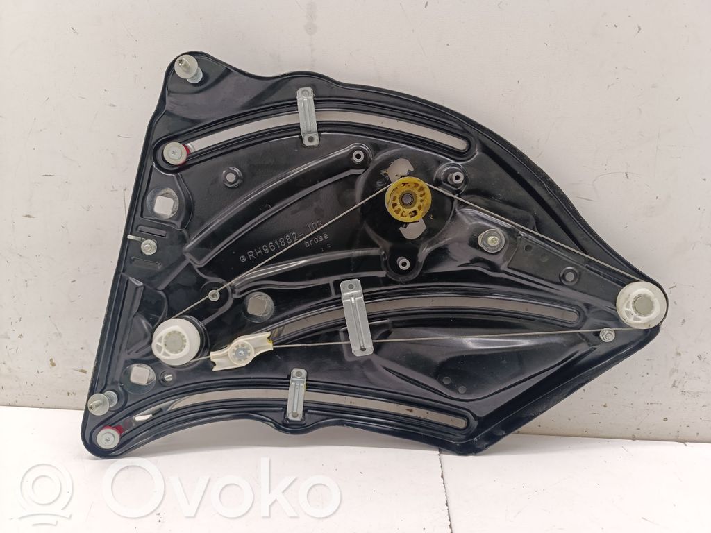 Mercedes-Benz E C207 W207 Mechanizm podnoszenia szyby tylnej bez silnika