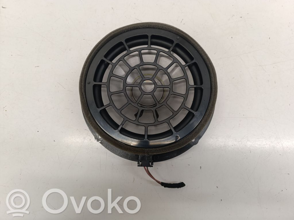 Audi RS Q3 Etuoven kaiutin 
