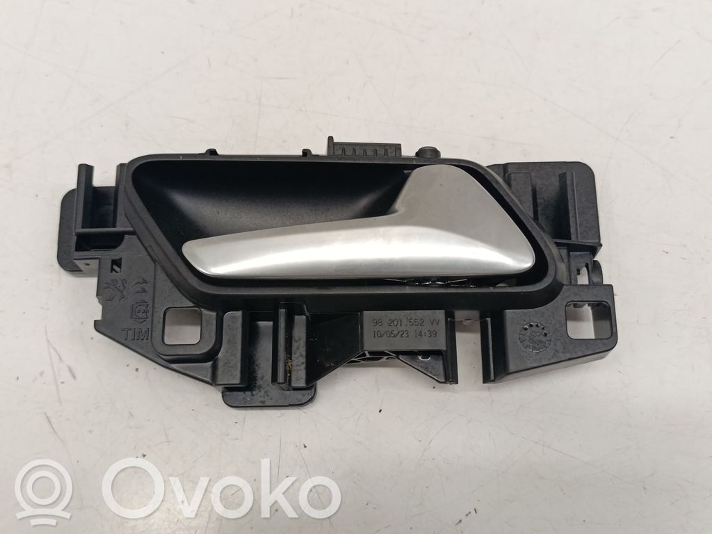 Manecilla interna puerta trasera   98201552