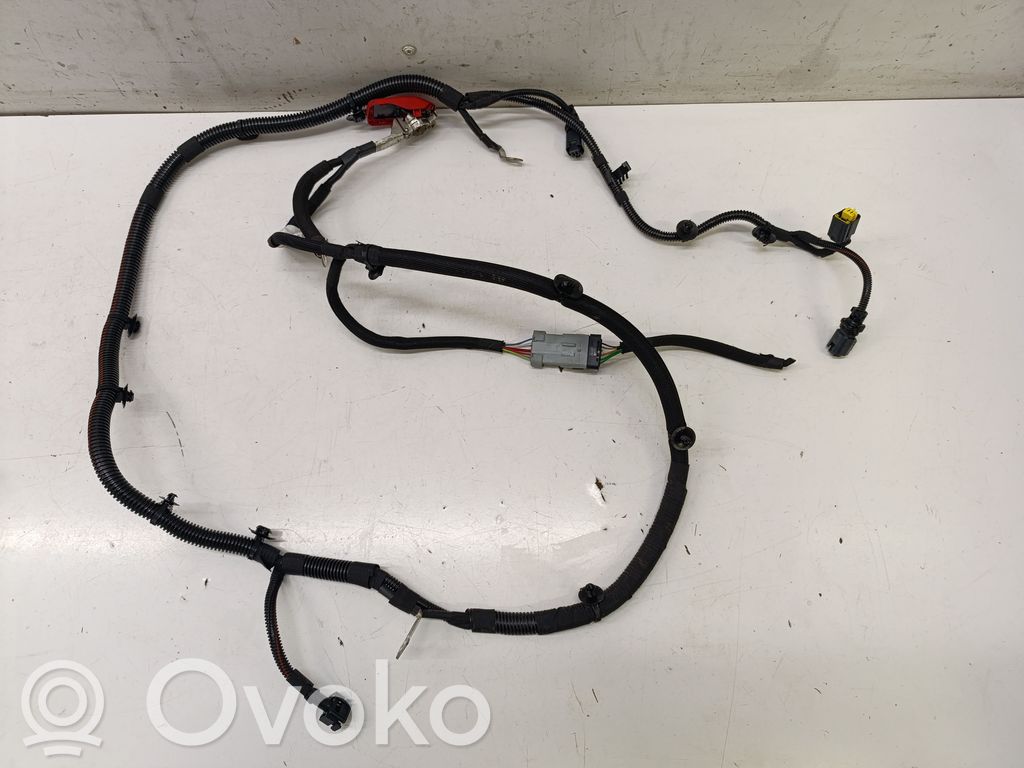 Opel Grandland X Plus / Klema / Przewód akumulatora 