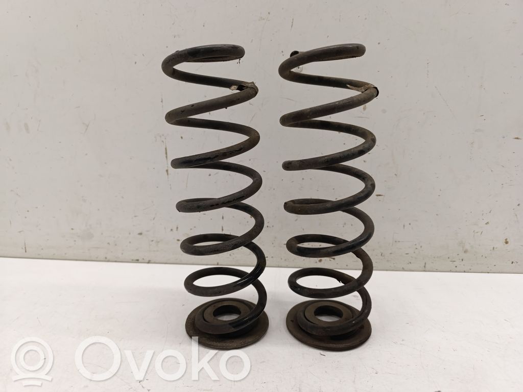 Sprężyna tylna   5Q0511115,5Q0511115GF