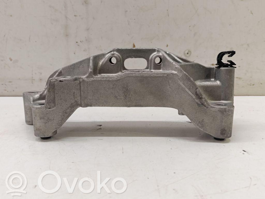 Opel Corsa F Engine mounting bracket 