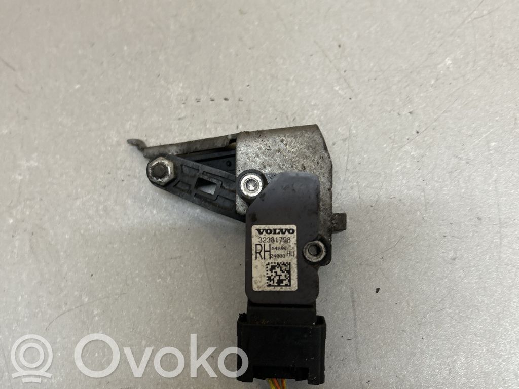 Volvo XC90 Rear air suspension level height sensor 