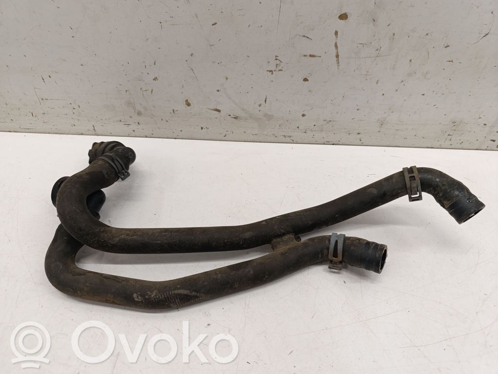 Seat Arona Engine coolant pipe/hose 
