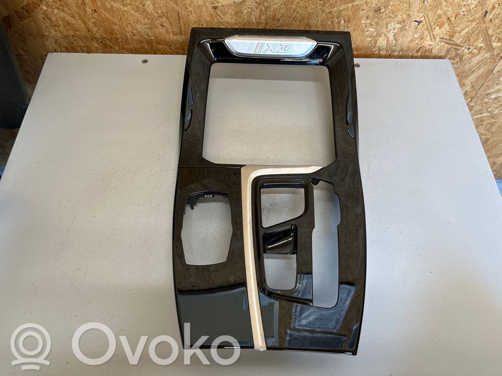 BMW iX3 G08 Garniture de panneau console centrale