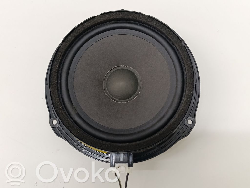 Jaguar E-Pace Altavoz de la puerta trasera 