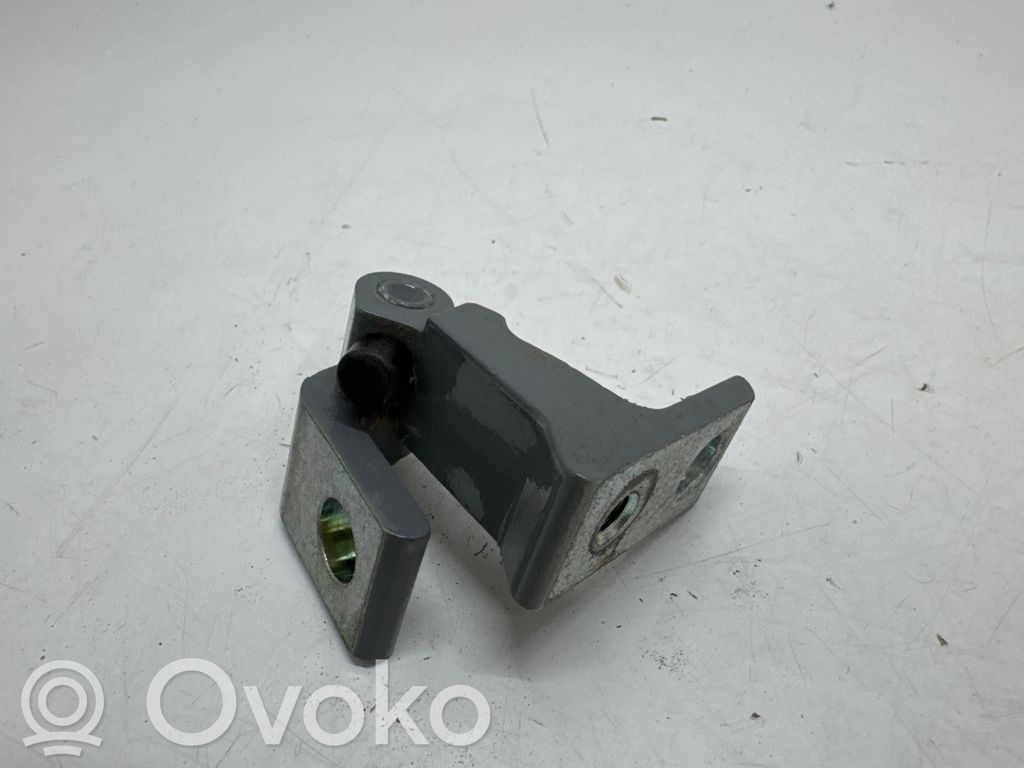 Volkswagen ID.3 Rear door lower hinge 