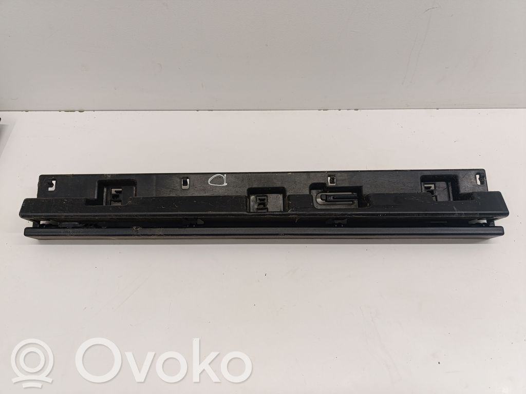 BMW 2 F46 Sill supporting ledge 