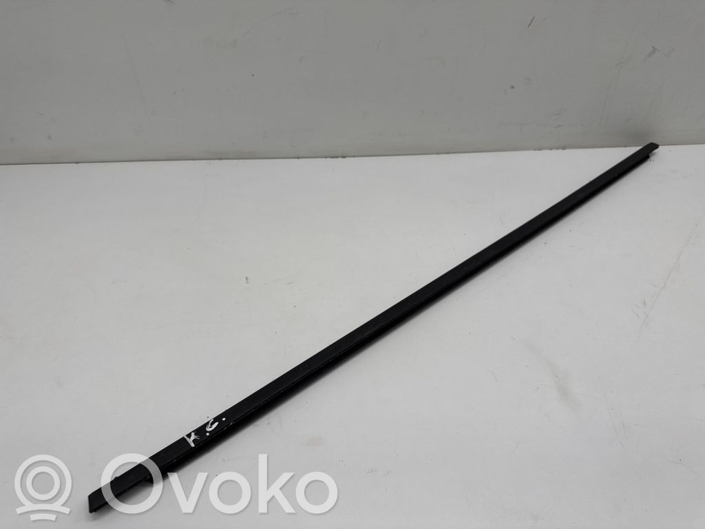 Opel Insignia B Ornament geam ușă spate