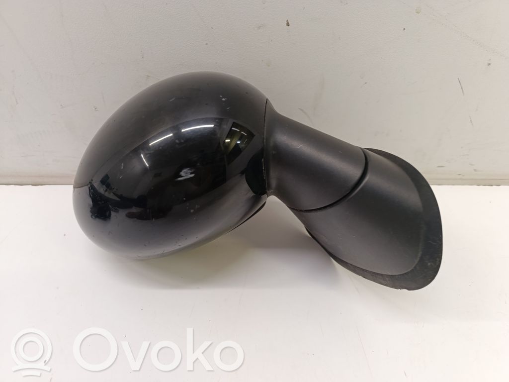 Etuoven sähköinen sivupeili