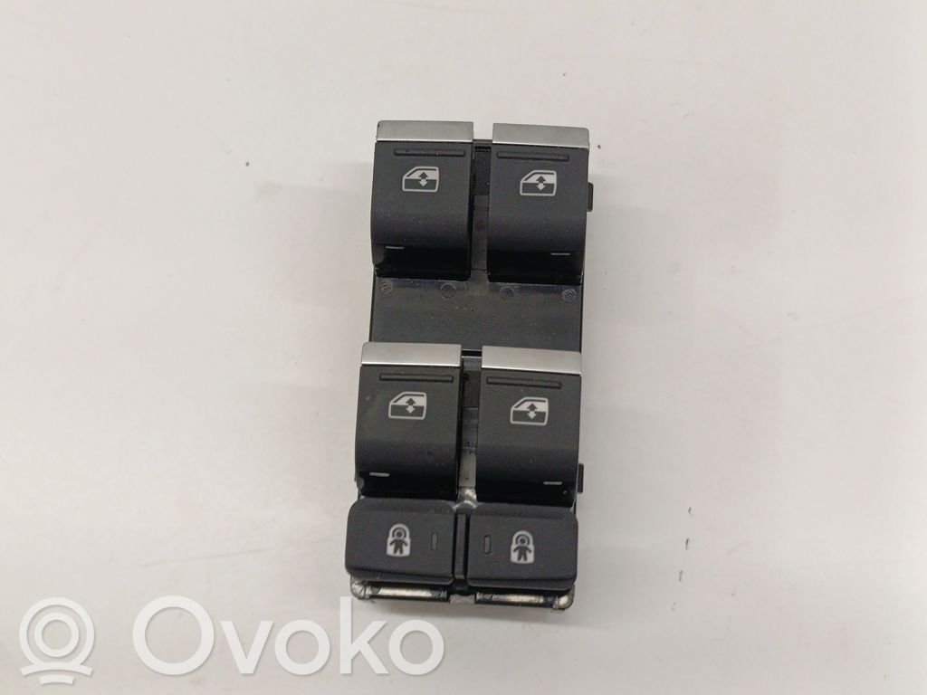 Audi Q4 Sportback e-tron Electric window control switch 