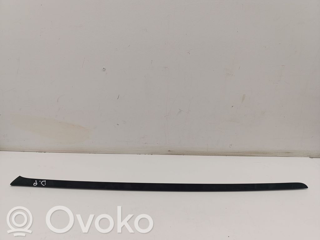 Audi Q4 Sportback e-tron Windshield trim 