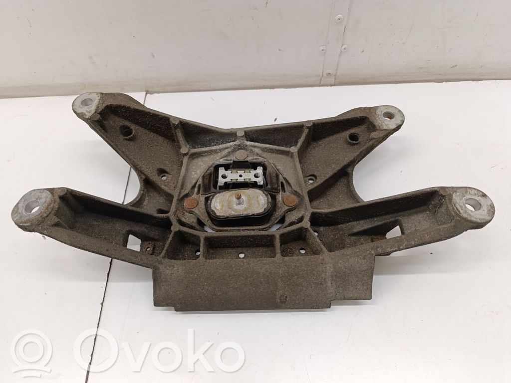 Audi A4 S4 B8 8K Gearbox mounting bracket 