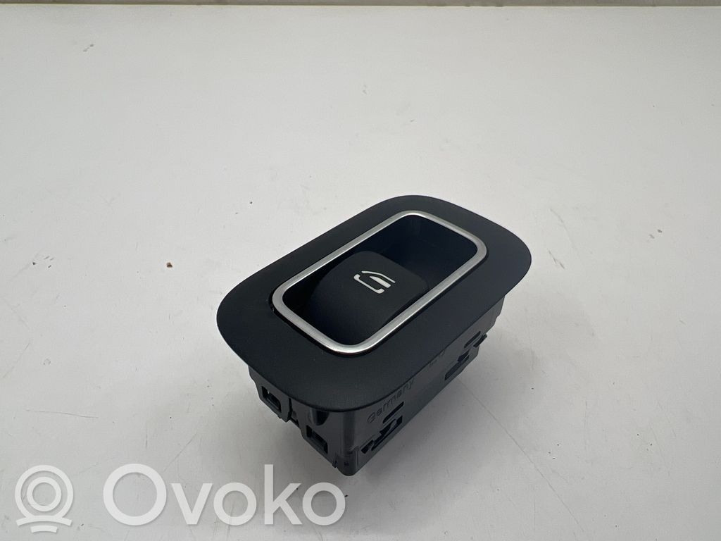 Mercedes-Benz CLA C118 X118 Interruptor del elevalunas eléctrico 