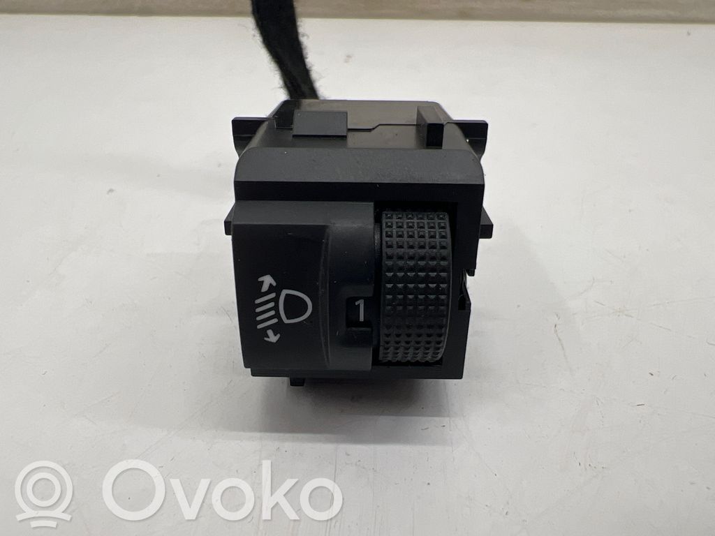 Opel Vivaro Headlight level height control switch 