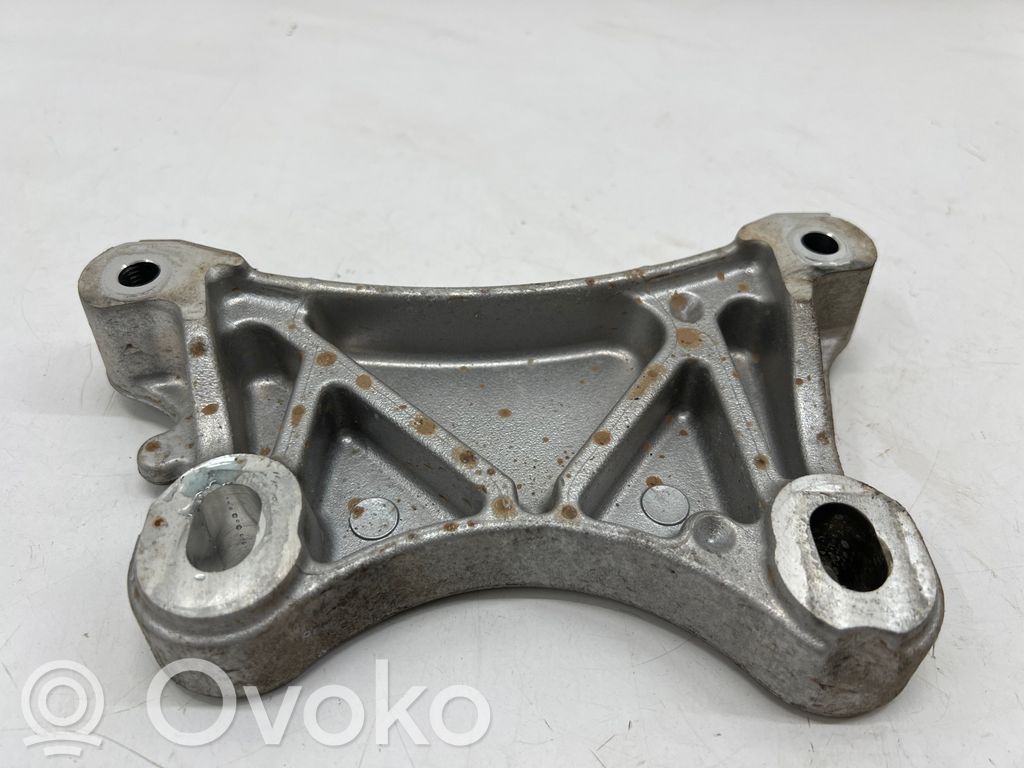 Engine mounting bracket   9830282180