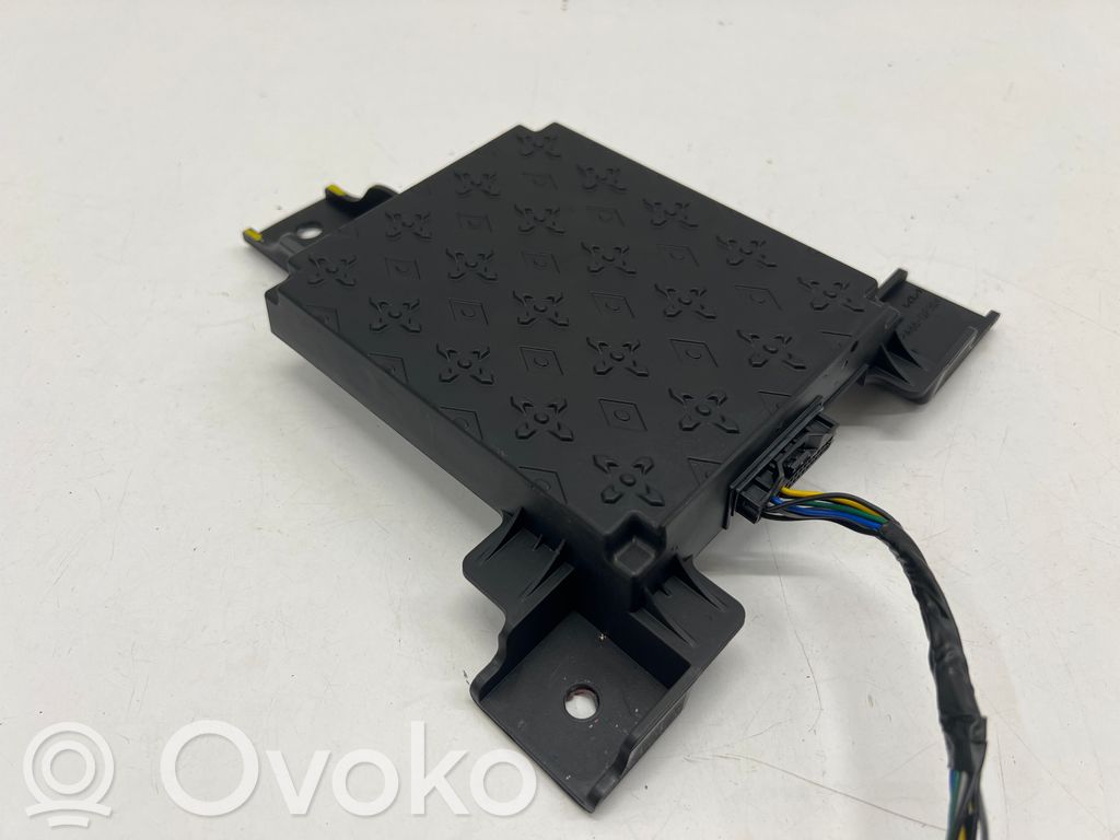 KIA EV6 Antenos stiprintuvas 