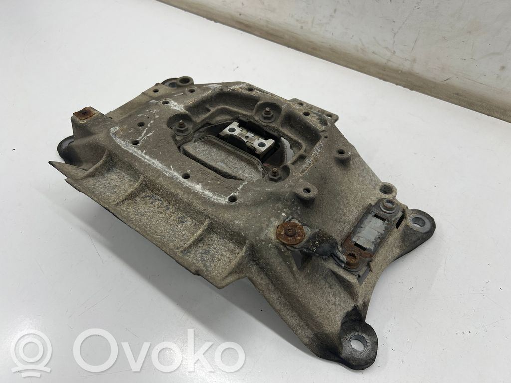 Łapa / Mocowanie skrzyni biegów   95B399263