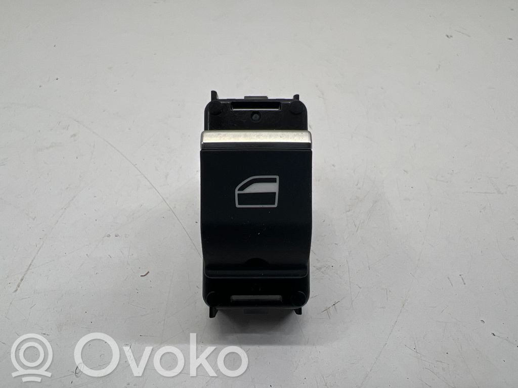Opel Grandland X Przyciski szyb 