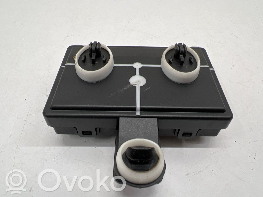 Porsche Taycan 9J1 Door control unit/module 