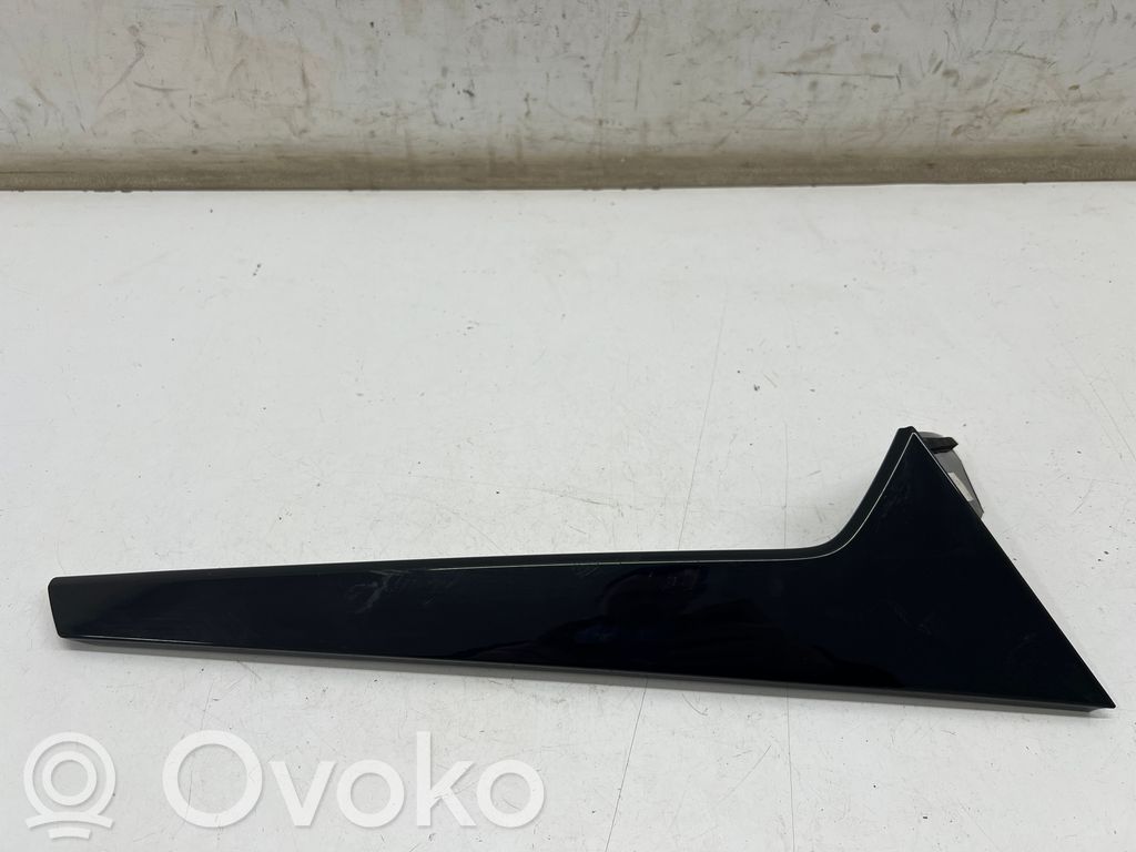Audi Q8 e-tron Tailgate trim 