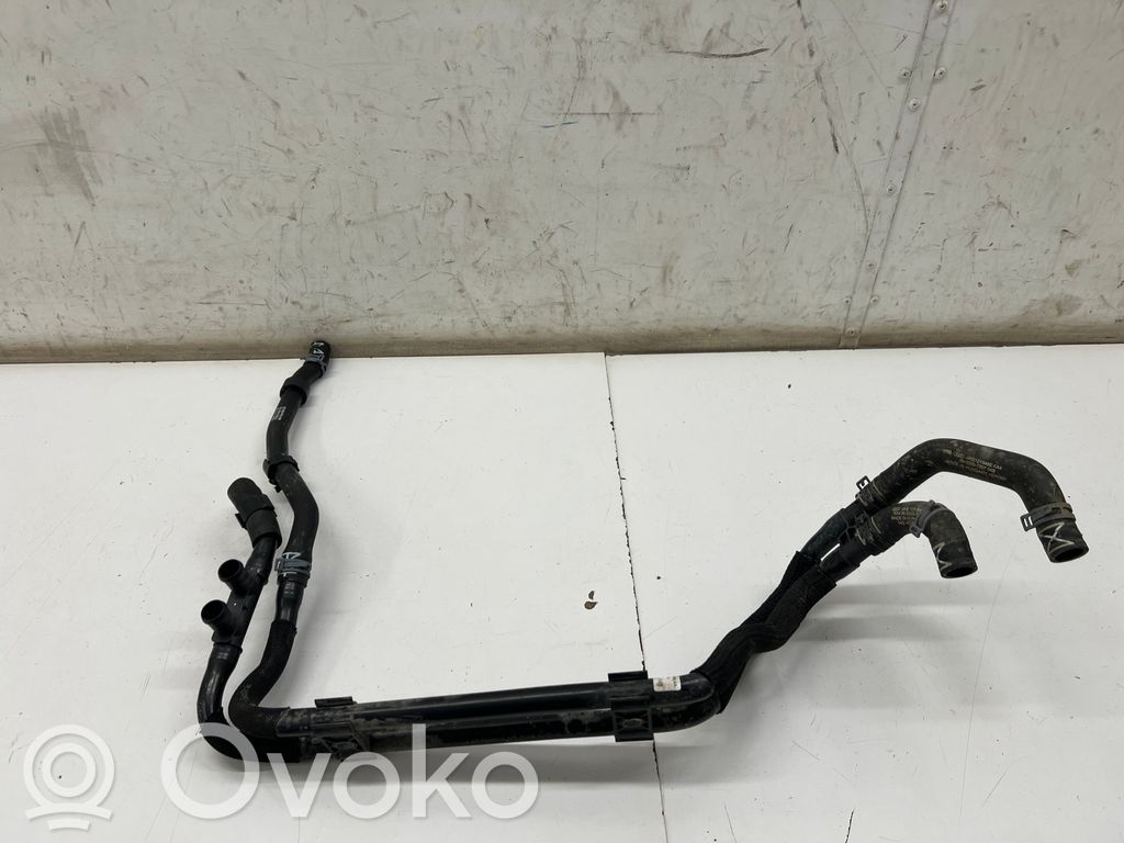 Audi Q8 e-tron Engine coolant pipe/hose 