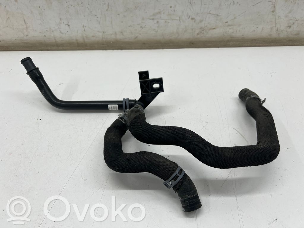 Audi Q8 e-tron Engine coolant pipe/hose 