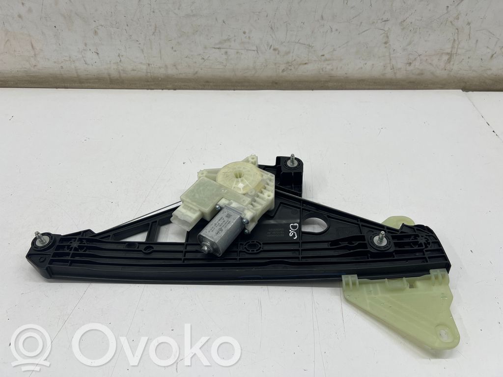 Elektryczny podnośnik szyby drzwi tylnych   827204968R,G55574101
