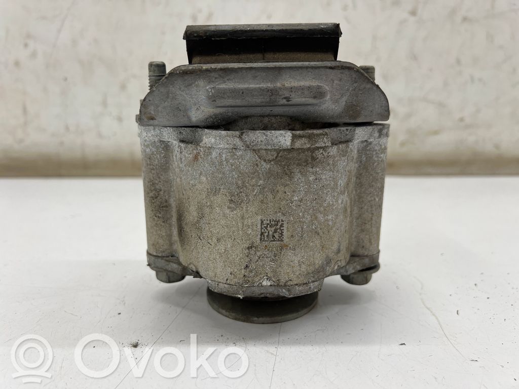 Support de moteur, coussinet   MB3C5D008AB