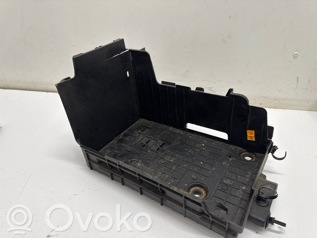 Opel Crossland X Akumuliatoriaus tvirtinimo padas 