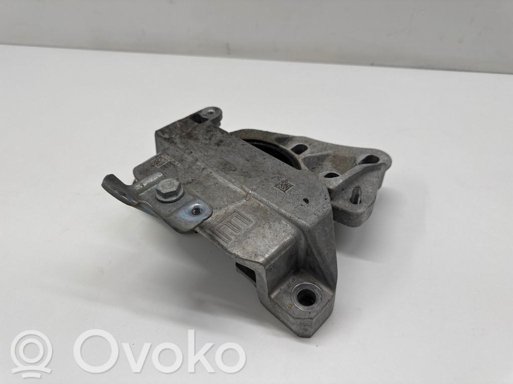 Mercedes-Benz EQA Engine mount bracket 