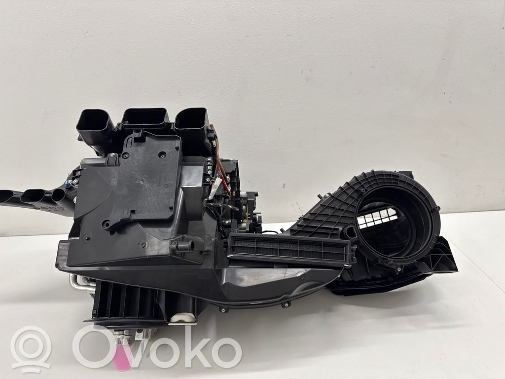 Mercedes-Benz EQA Nagrzewnica / Komplet 