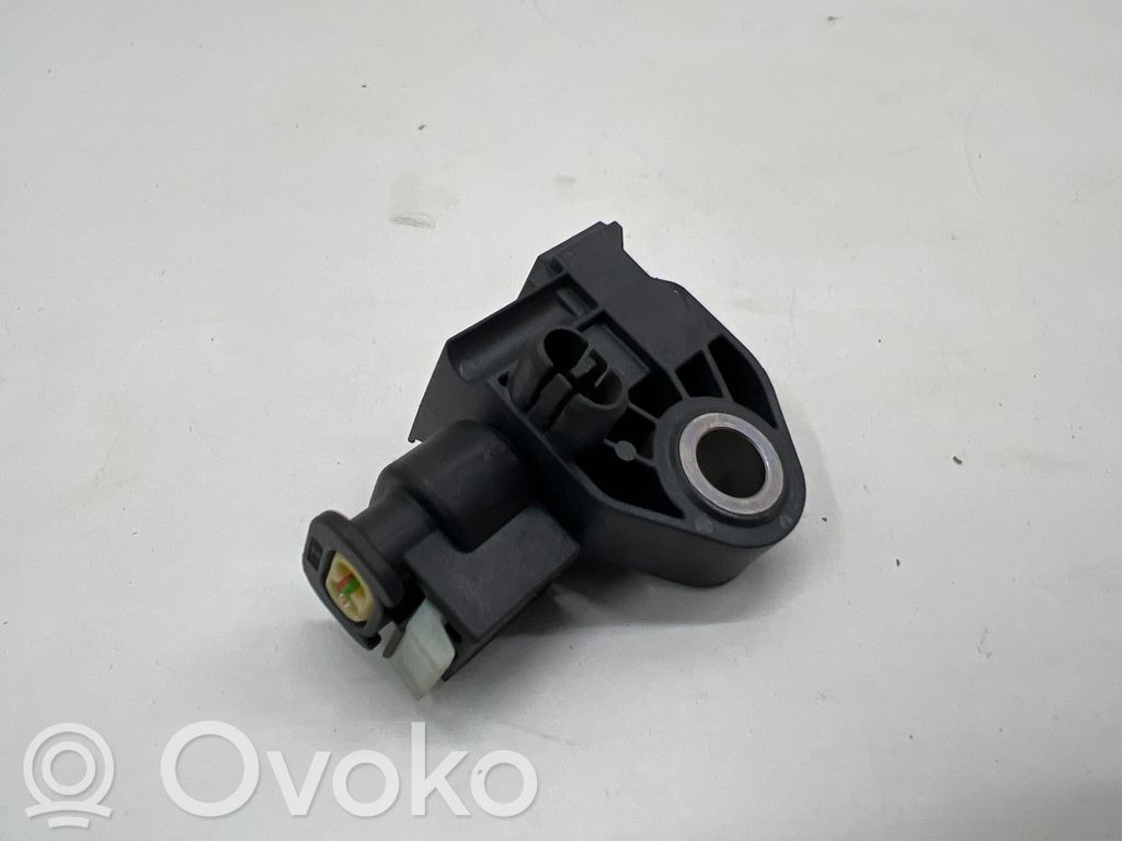 Mercedes-Benz C W205 Sensore d’urto/d'impatto apertura airbag 