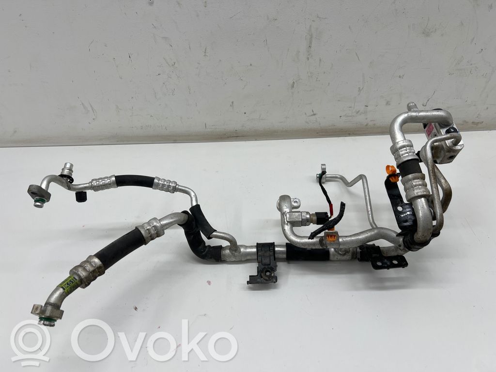 Hyundai IONIQ 6 Tubo flessibile aria condizionata (A/C) 