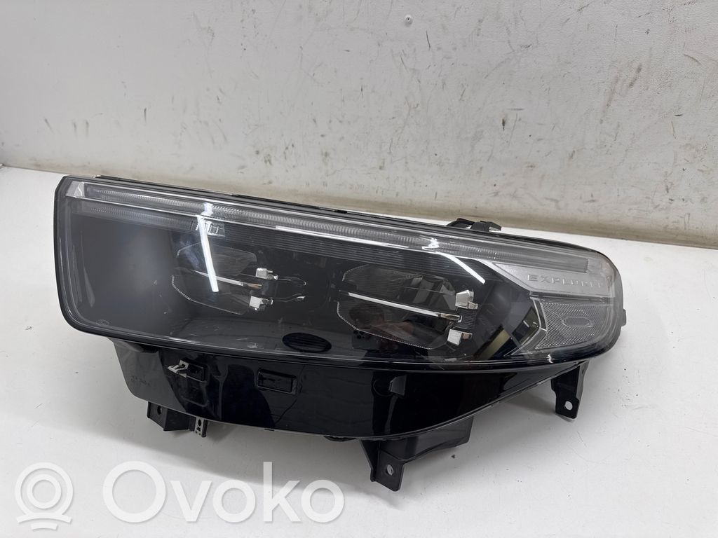 Ford Explorer VI Faro/fanale 