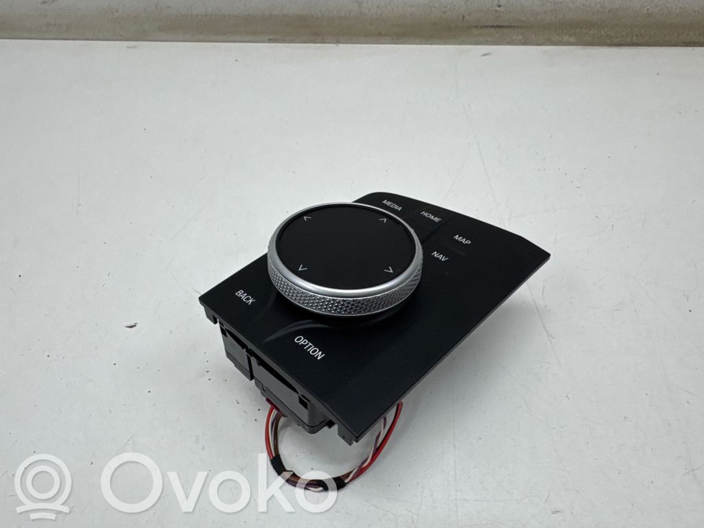 BMW 1 F40 Head unit multimedia control 