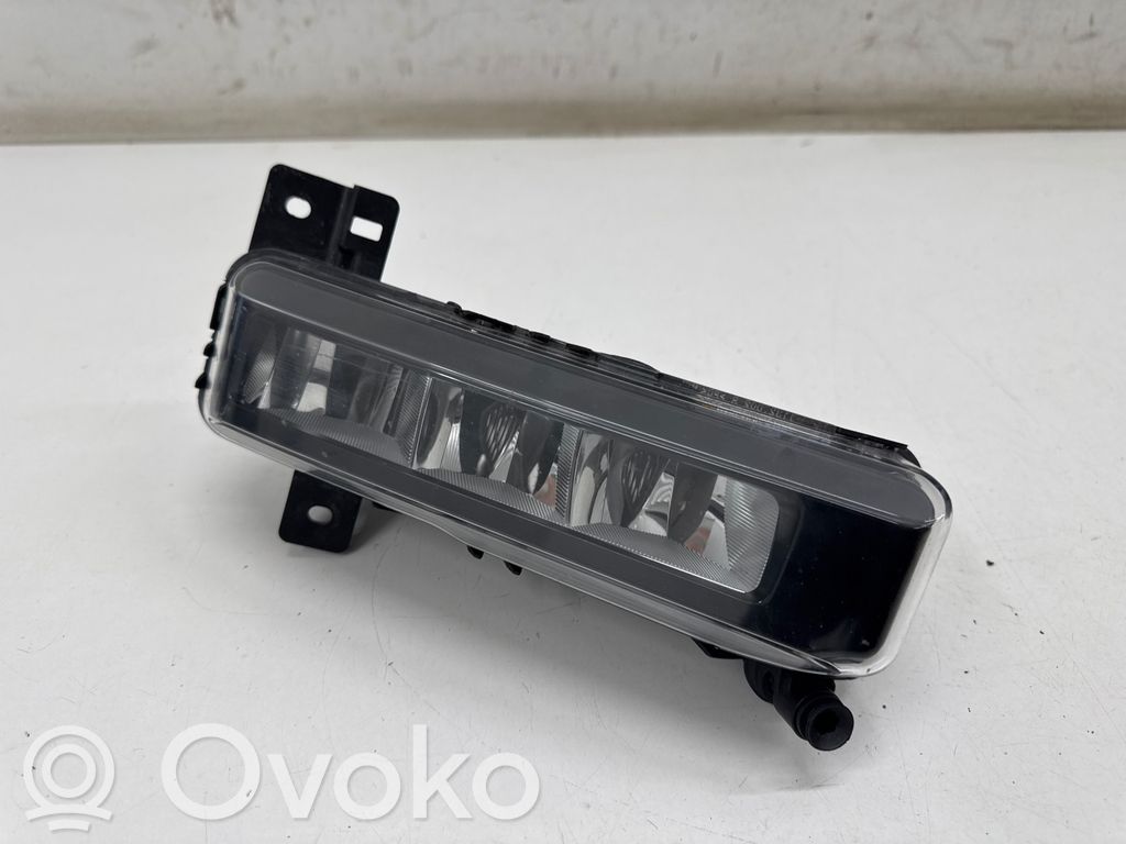 BMW 1 F40 Etusumuvalo 