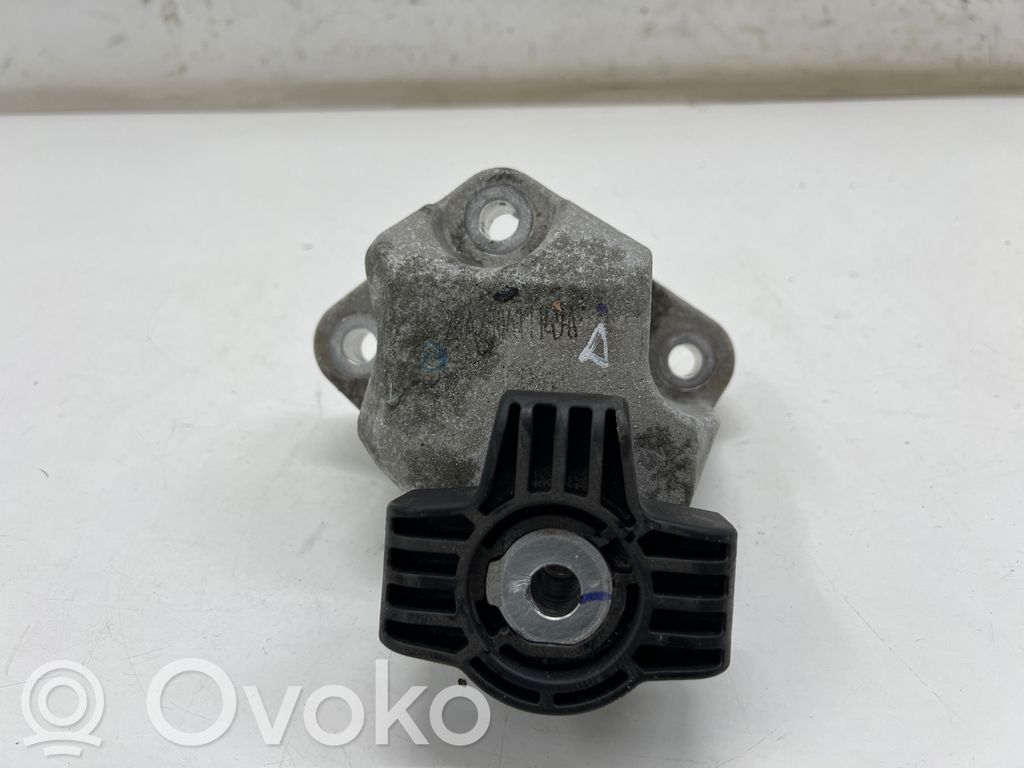 Polestar 2 Engine mounting bracket 