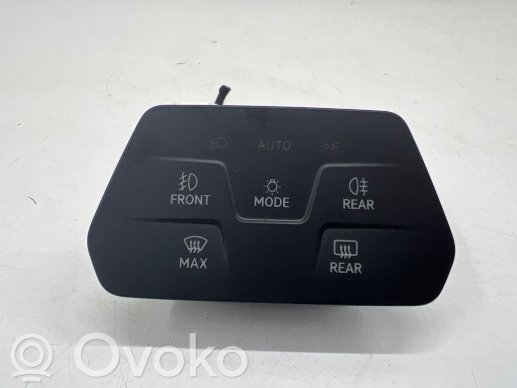 Cupra Leon Light switch 