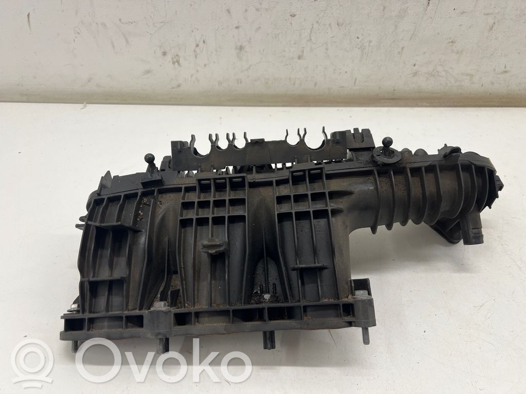 BMW 1 F20 F21 Kolektor ssący 
