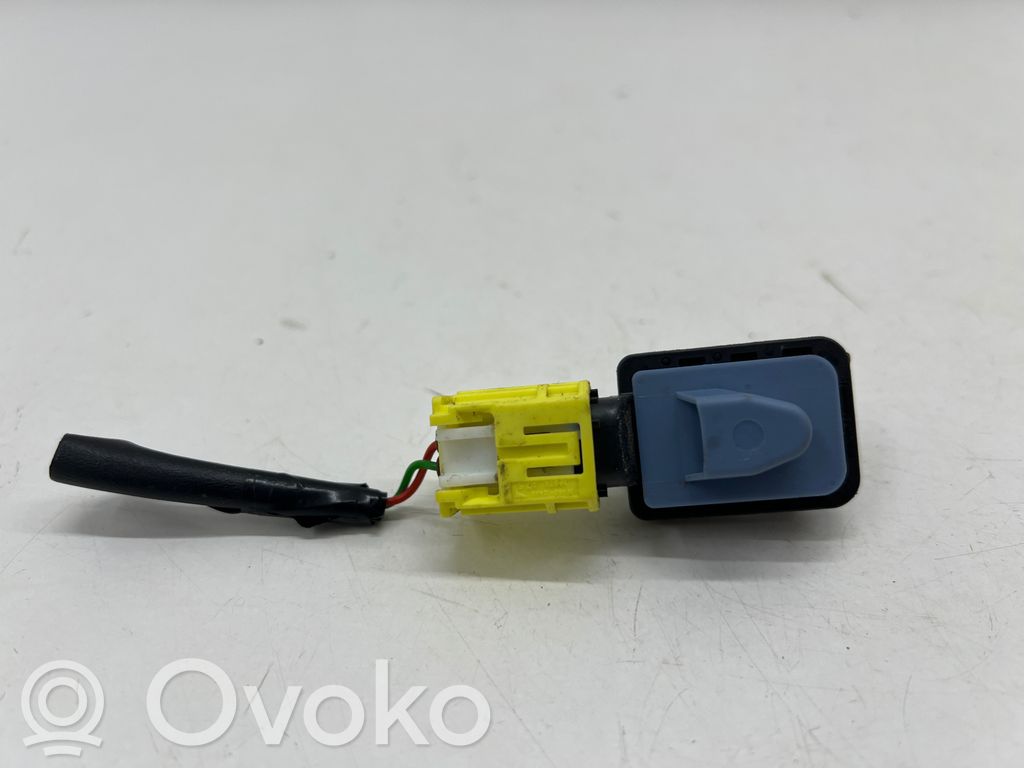Toyota Yaris XP210 Airbagsensor Crashsensor Drucksensor 