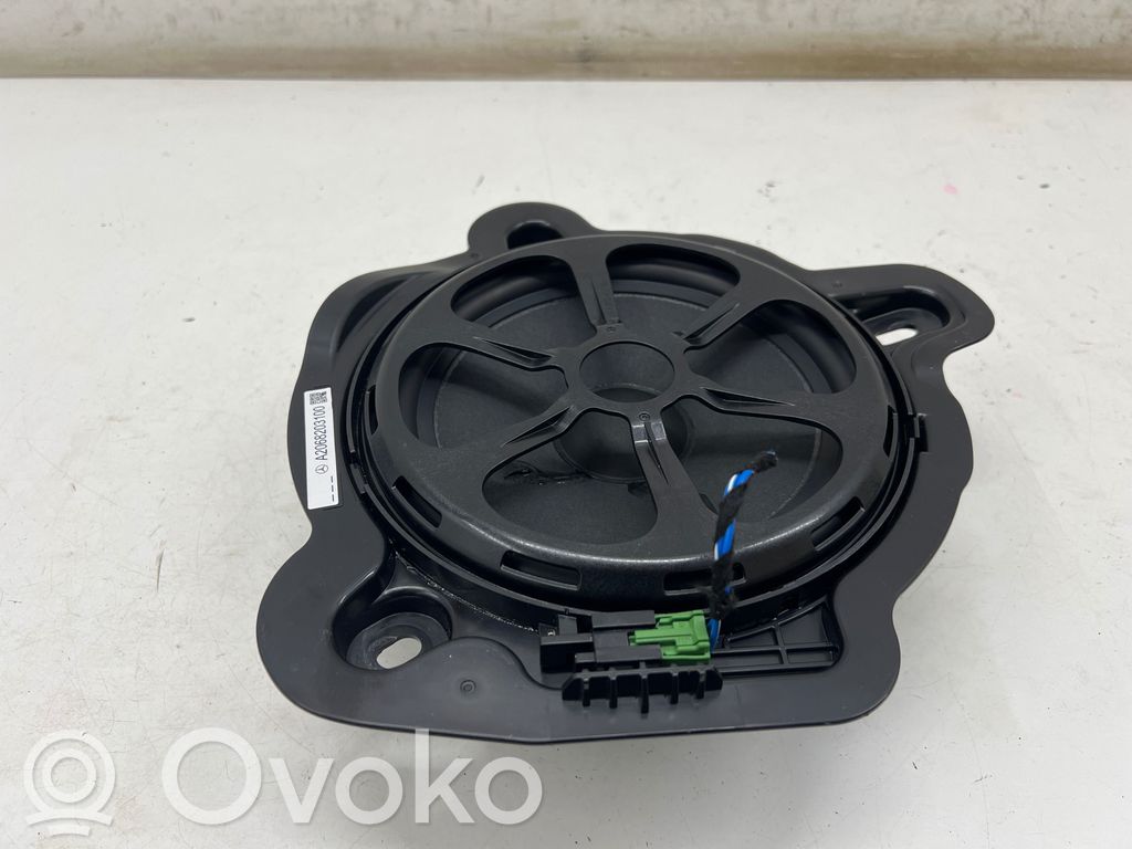 Mercedes-Benz E W214 Altavoz subwoofer 