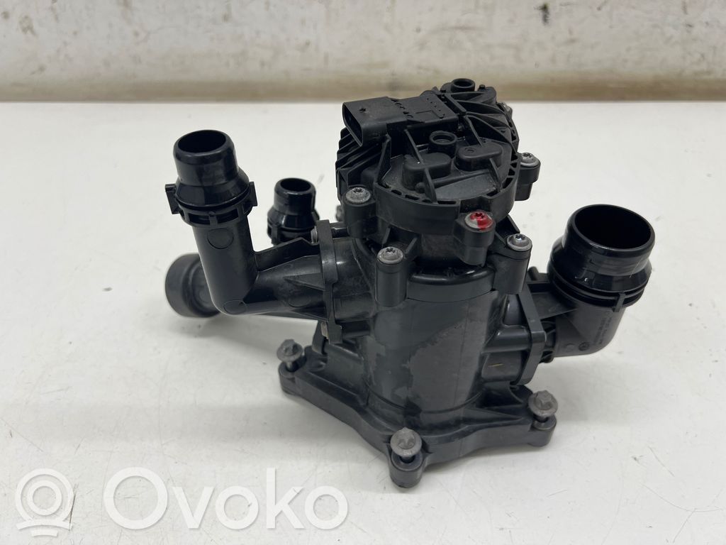 BMW 3 G20 G21 Termostat / Obudowa termostatu 