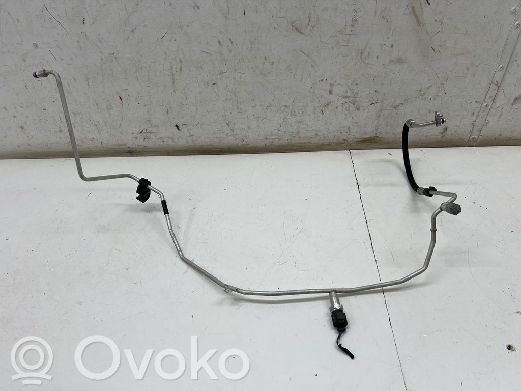 Ilmastointilaitteen putki (A/C)   5QE816741B