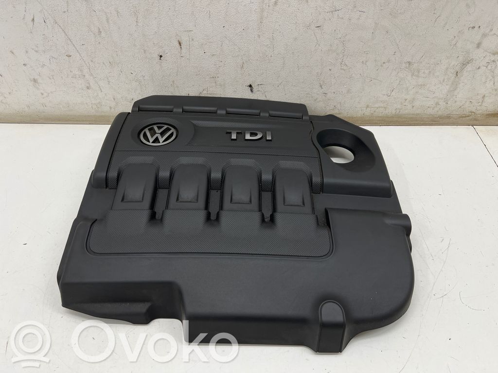 Volkswagen PASSAT B8 Engine cover (trim) 