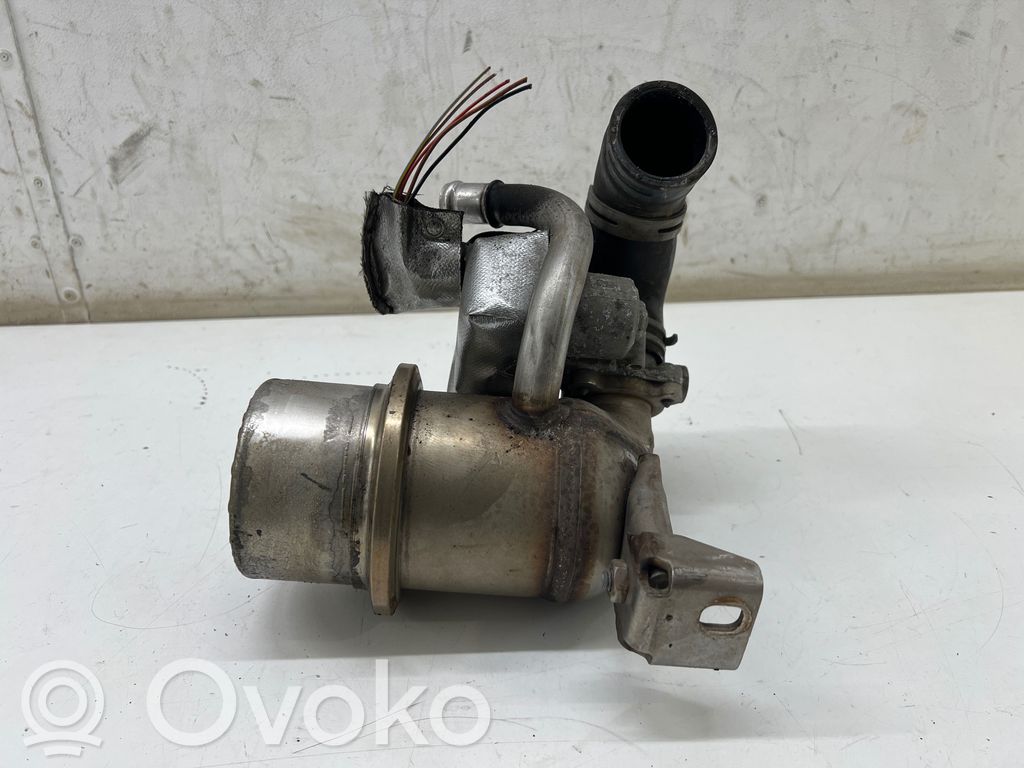Volkswagen PASSAT B8 EGR-venttiili/lauhdutin 