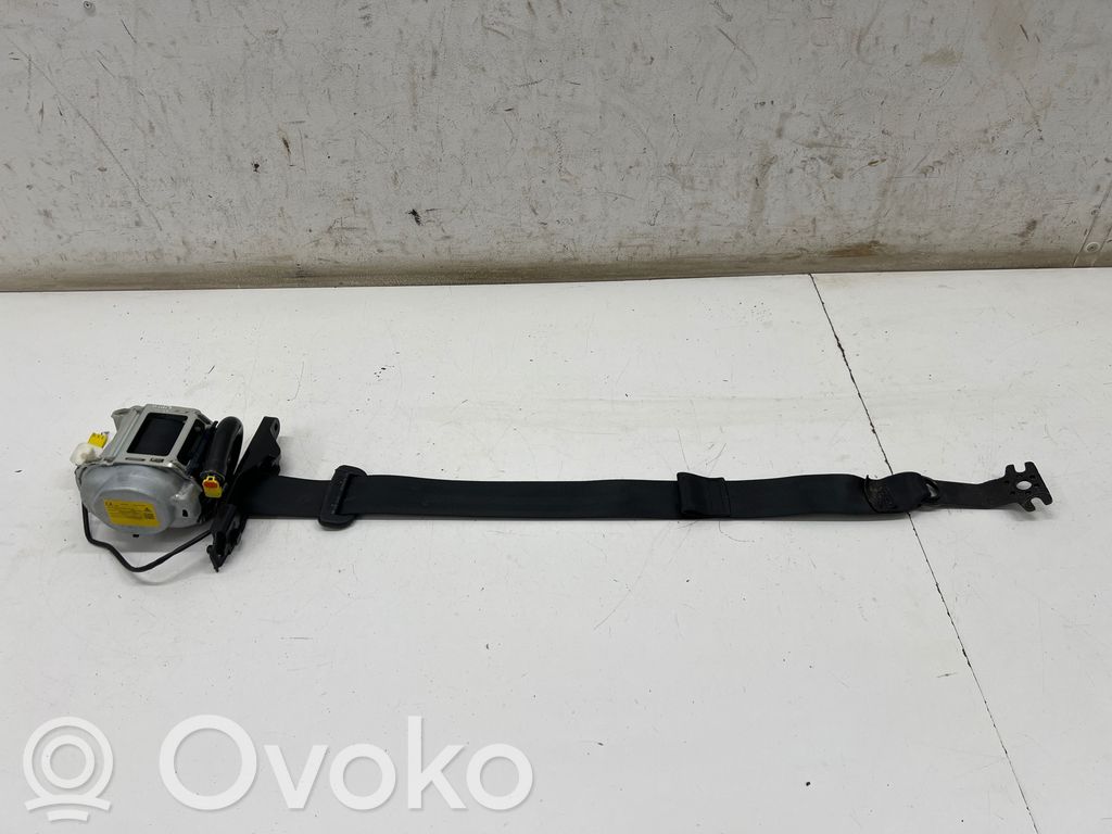 Volkswagen PASSAT B8 Cinturón trasero 
