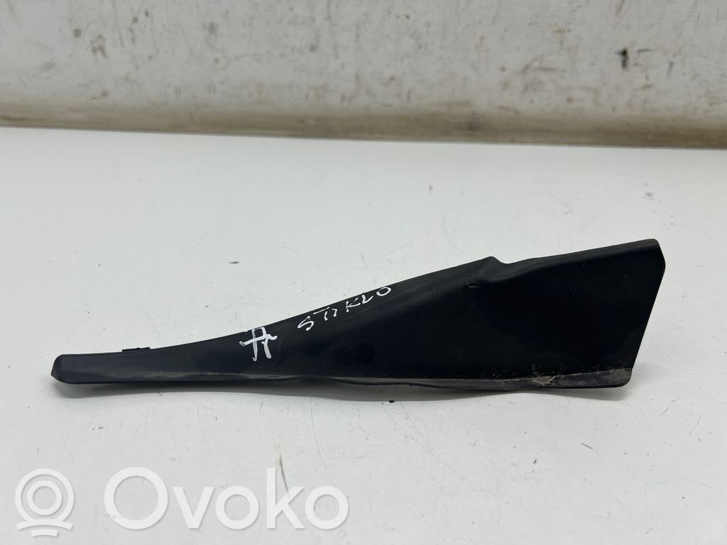 Mazda 3 Pyyhinkoneiston lista 